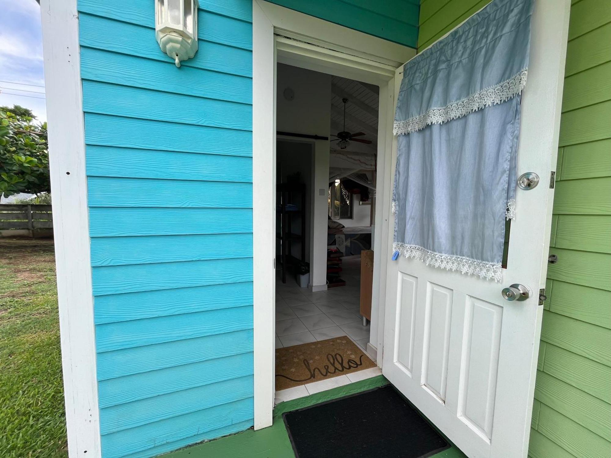 Studio Blu At Waves Villa Guesthouse Brighton Village 外观 照片